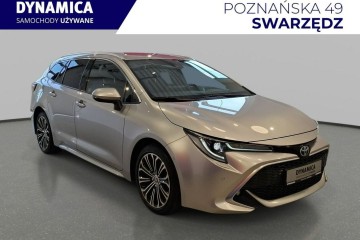 VAT 23% TS Executive 2.0 hybrid 184KM CVT 2022 r., salon PL, Iwł.